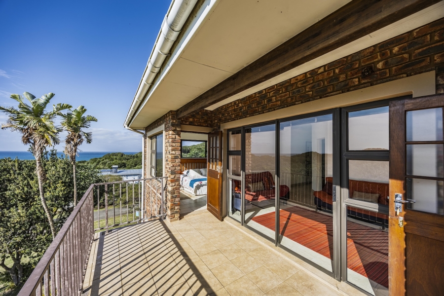 4 Bedroom Property for Sale in Cintsa East Eastern Cape